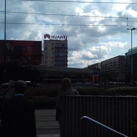 Metro Centrum Bed Warschau Exterior foto